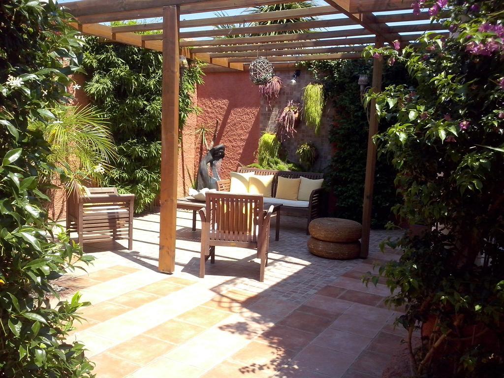 Bed and Breakfast La Gentoliere Pollestres Экстерьер фото